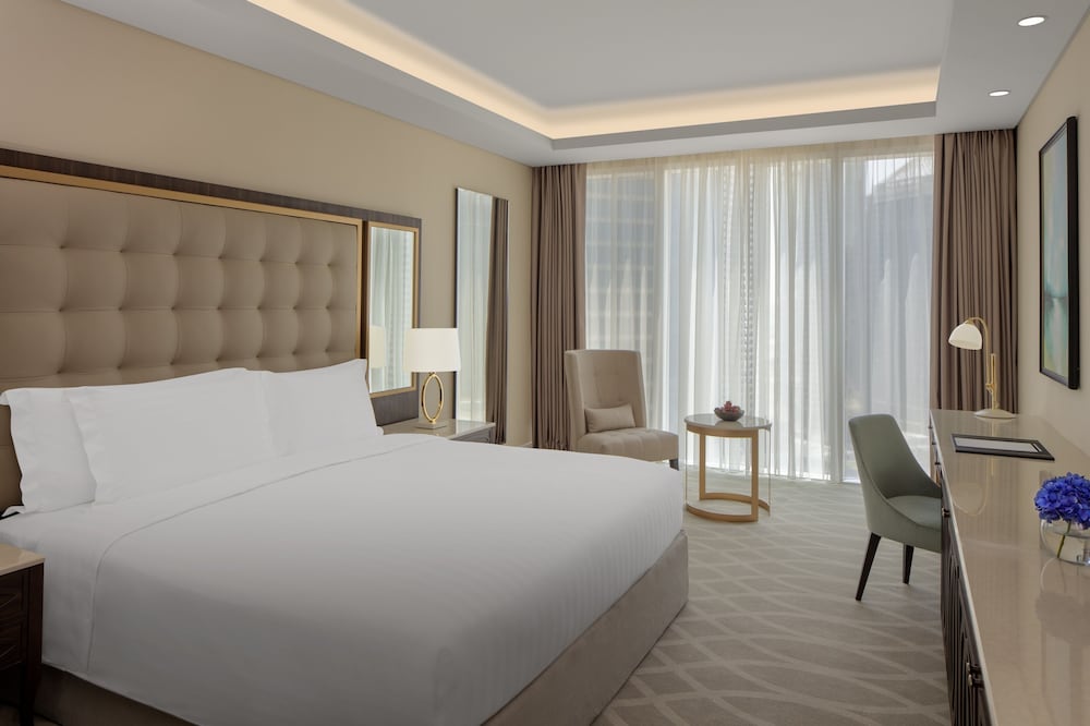Dusit Doha Hotel 11/66