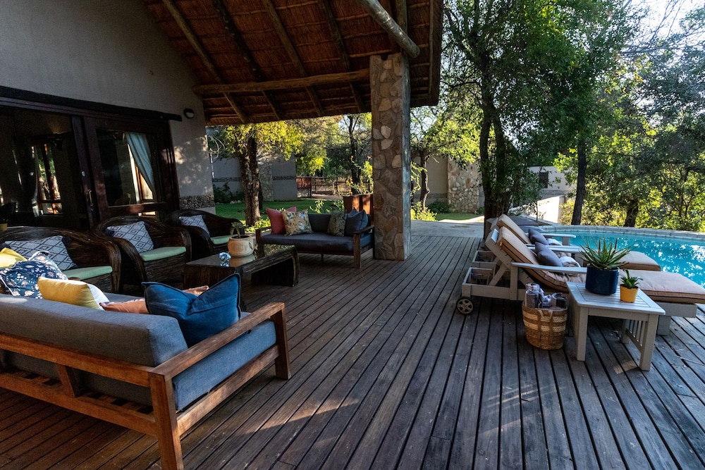 Leopard s Lair Bush Lodge 19/36