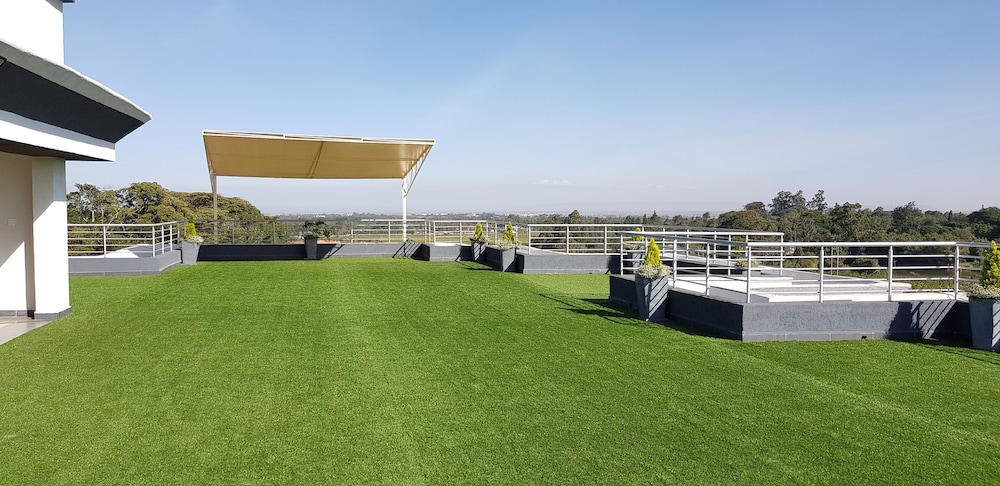 Lymack Suites 26/31