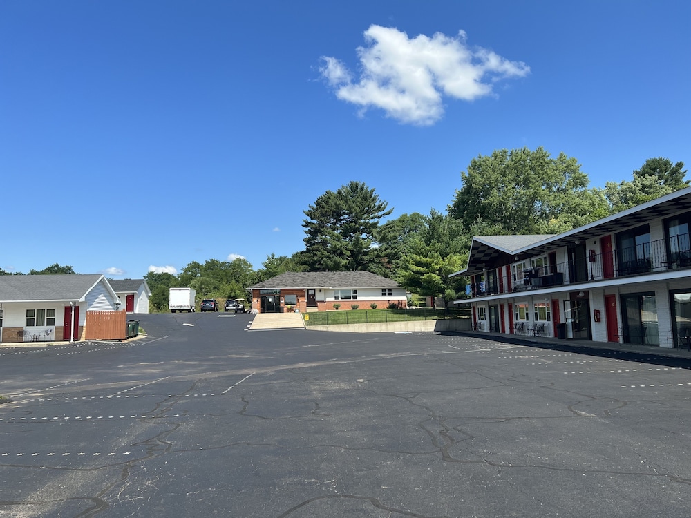 All Star Value Inn 62/74
