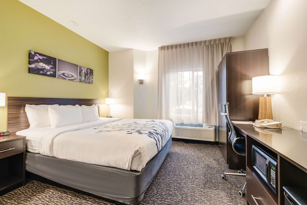 Standard, King Bed