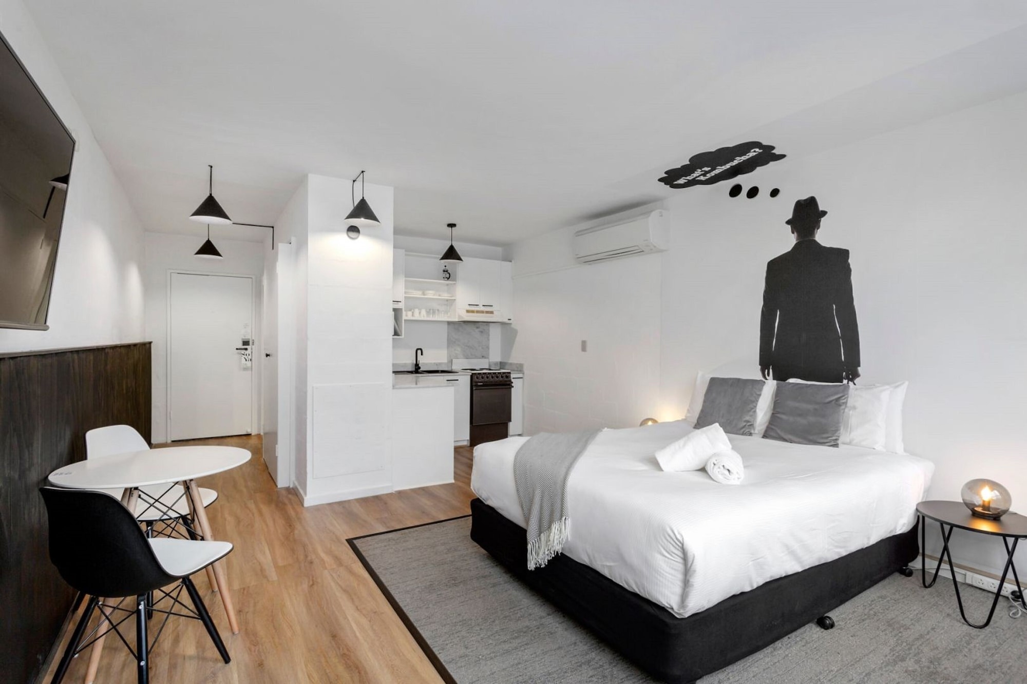 استوديو بسرير كوين، SoYa on Davis Apartment Hotel 5/6
