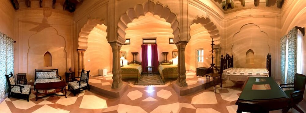 Neemrana’s Tijara Fort-Palace - 19th Century, Alwar 40/54