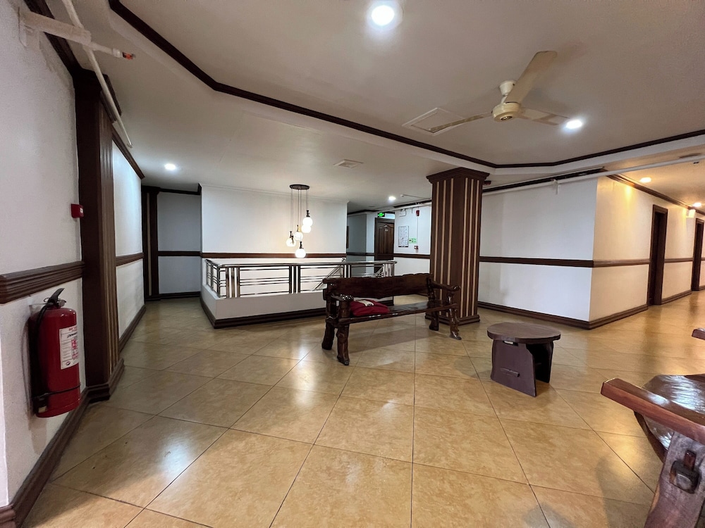 Rossa Hotel 33/50