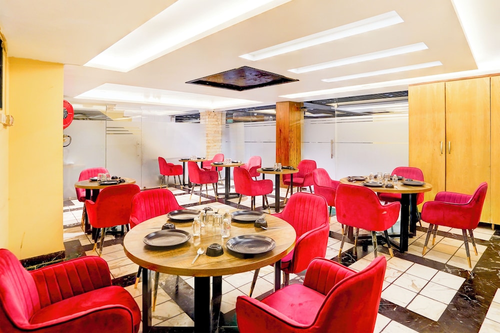 Jyoti Mahal A Royal Heritage Hotel 50/50
