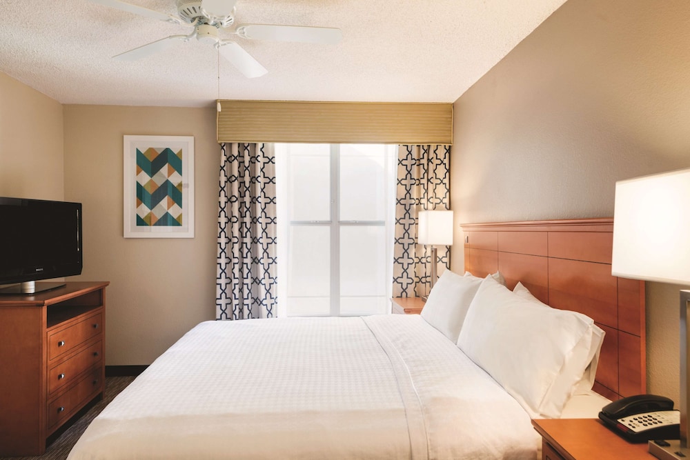 Homewood Suites by Hilton Orlando-International Drive/Convention Center 24/62