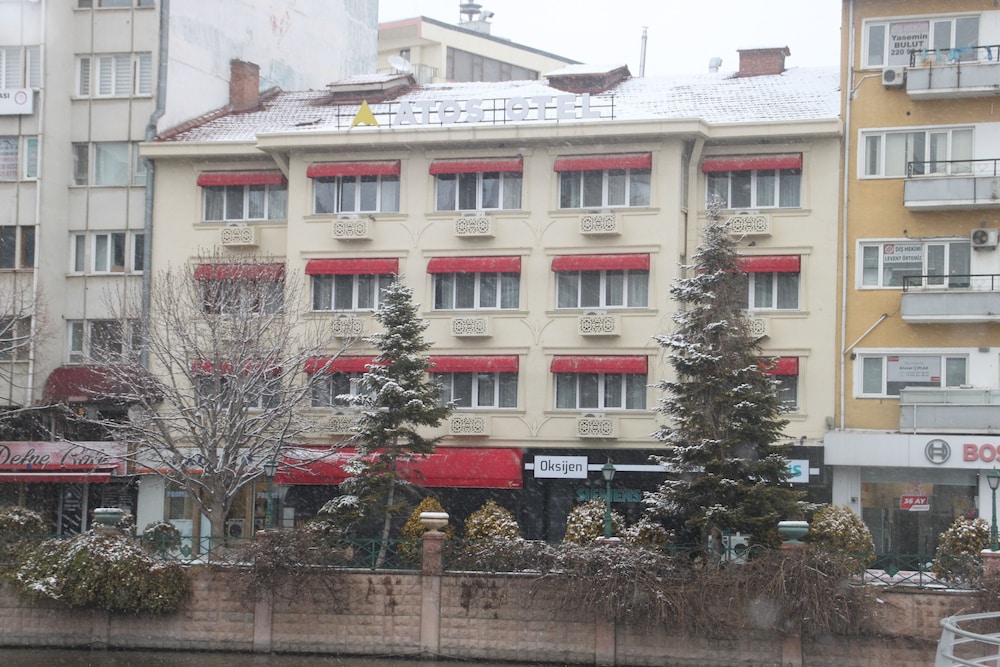 Atos Otel 3/47
