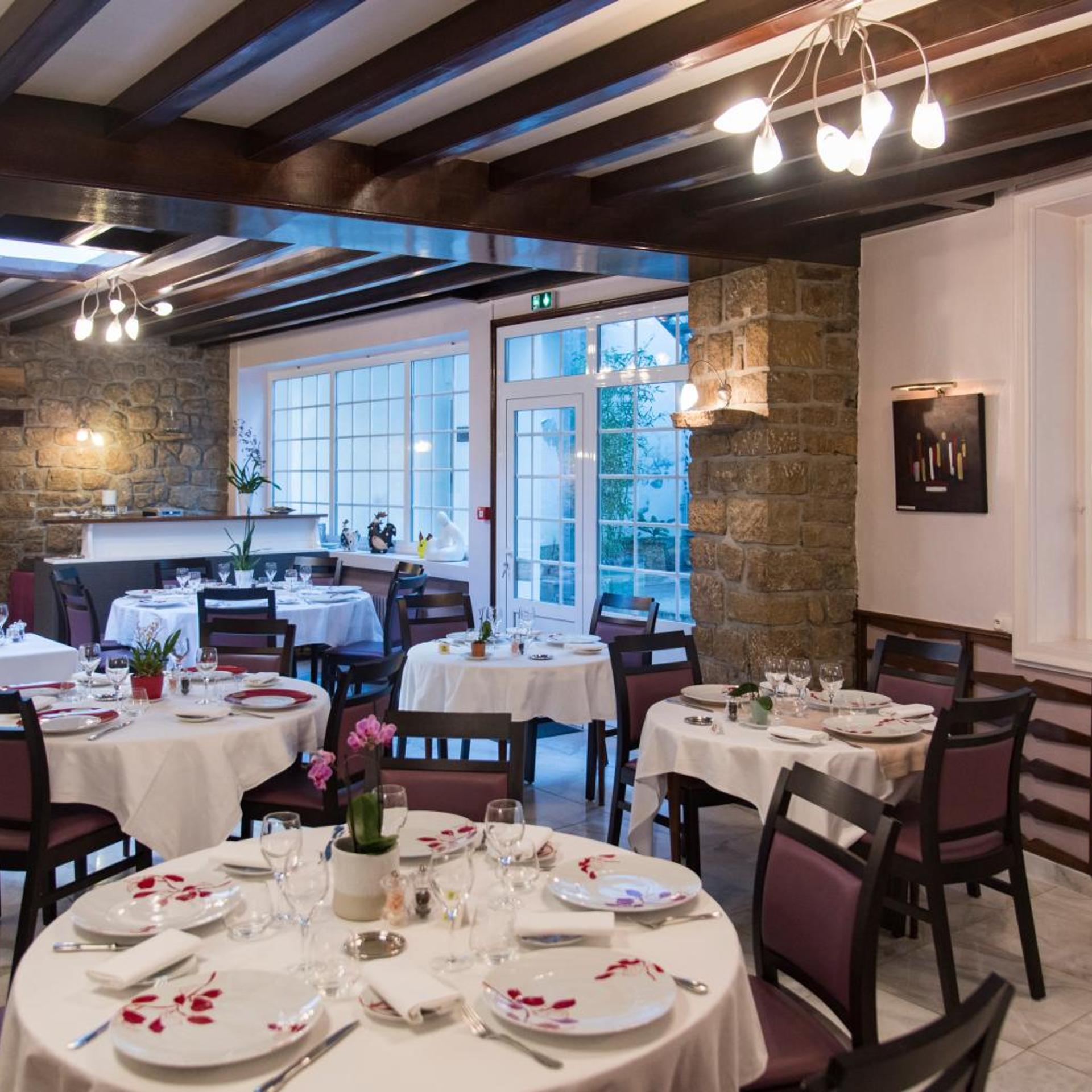LOGIS GRAND HOTEL 33/51