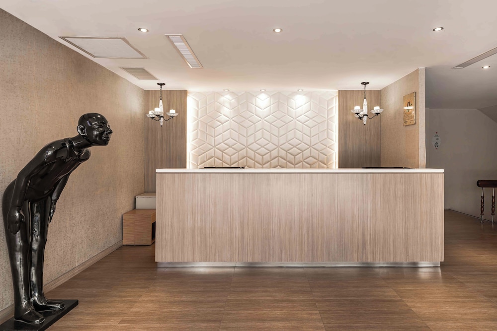 The Riverside Hotel Hengchun 13/60