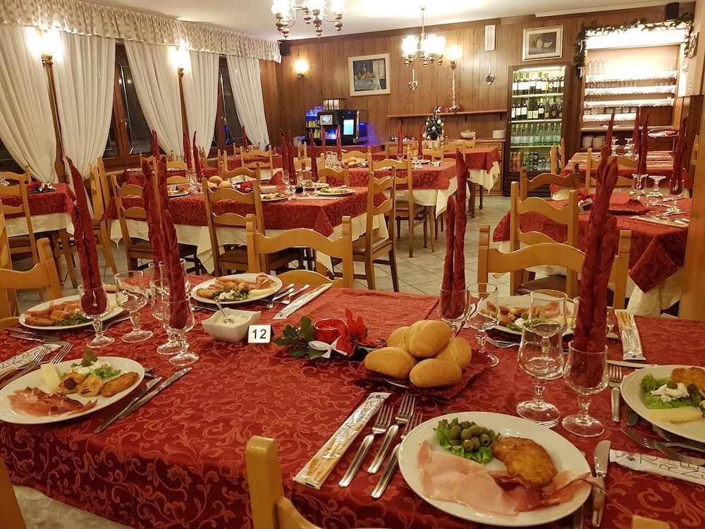 Hotel Trentino 54/74