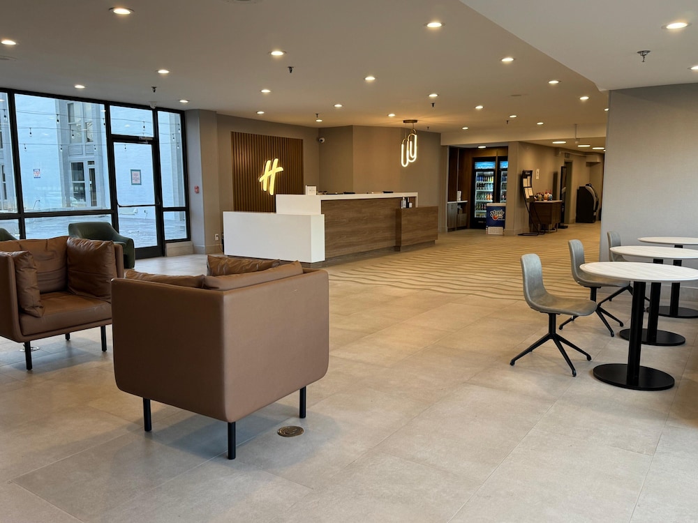 Holiday Inn Roanoke Tanglewood Rt 419 I581 14/62