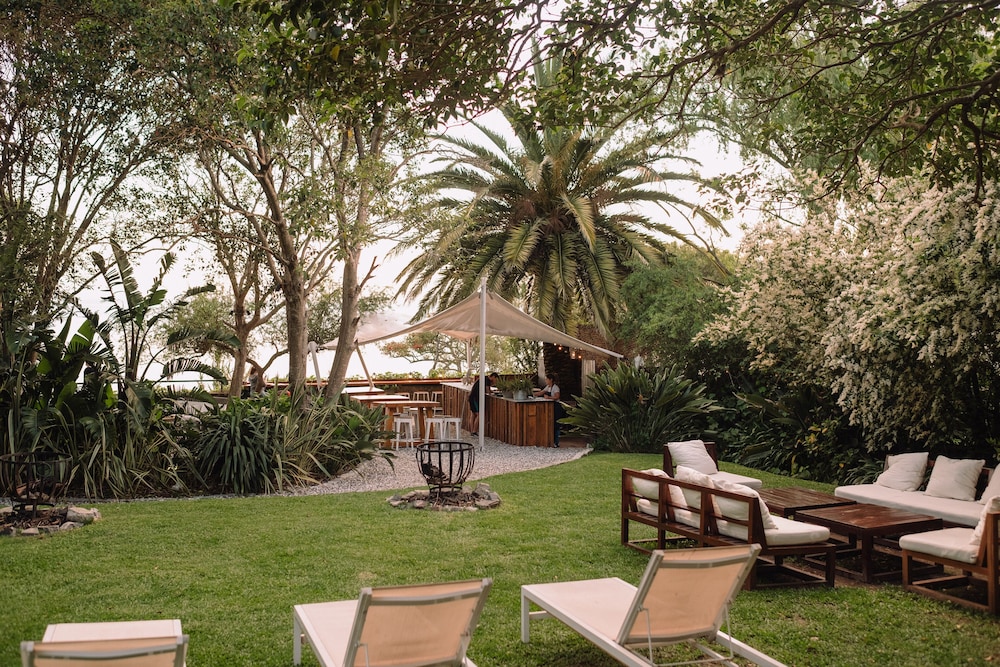 Charco Hotel 37/50