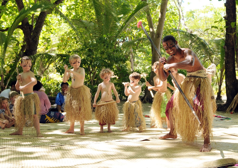 Nakelo Treasure Island Resort and Spa 28/46