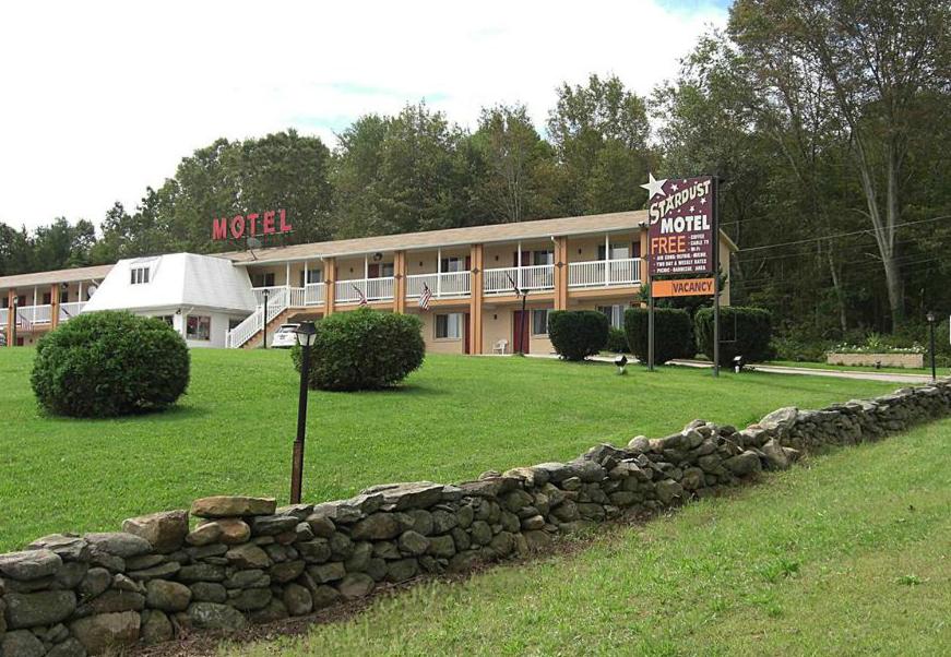 Stardust Motel 28/30