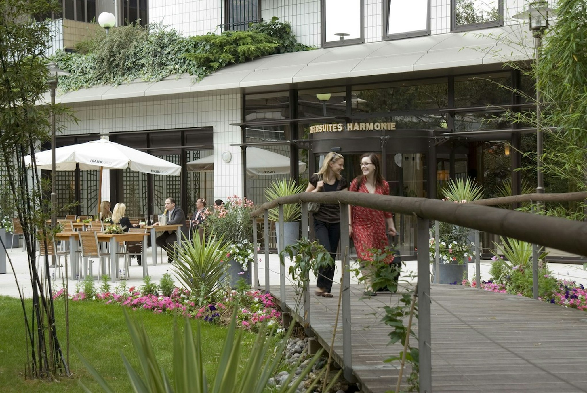 Fraser Suites Harmonie Paris La Defense in COURBEVOIE