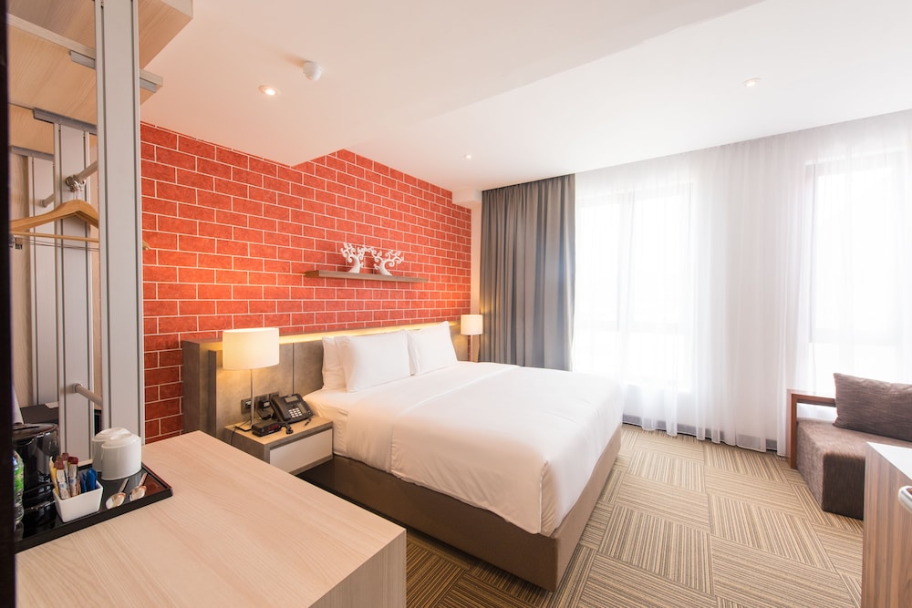 Junior Smith Suite، THE SMITH HOUSE 3/5