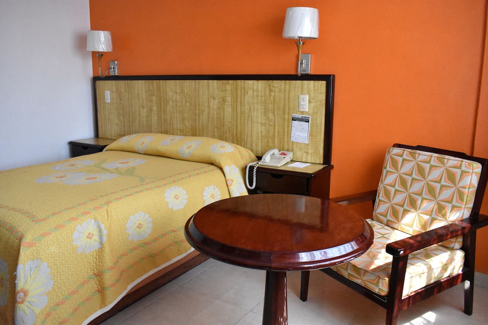 Hotel Baluarte photo2