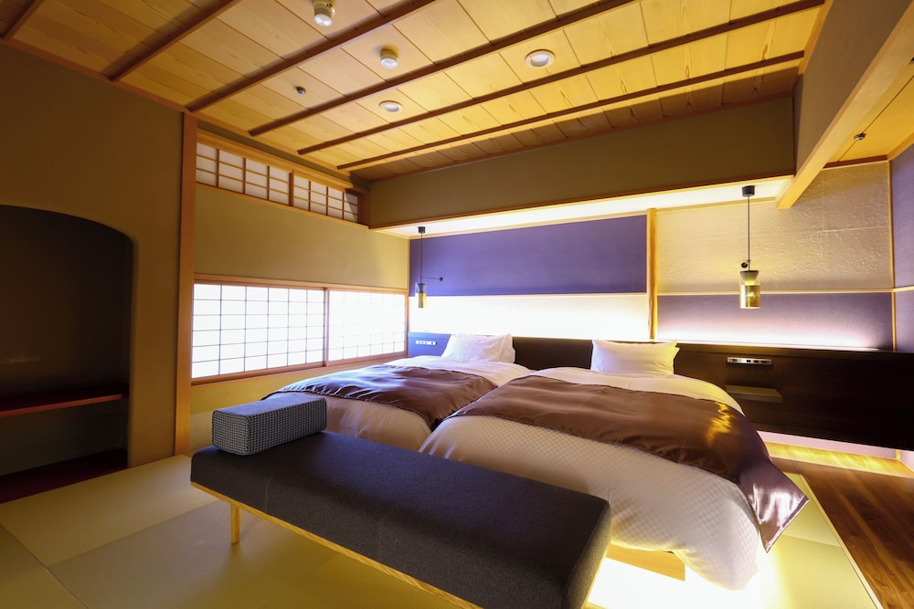 Double Bed, Outdoor Bath