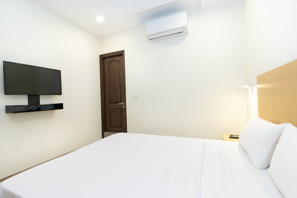 Sanctum Suites Richmond Road Bangalore 10/21