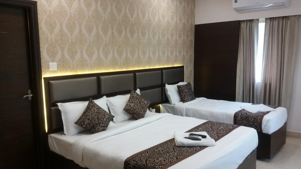 Sand Silver Business Hotel 9/23
