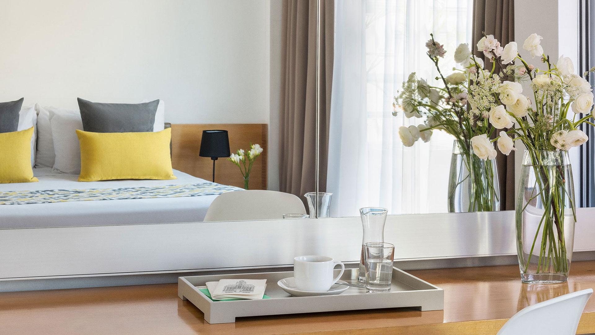 Superior, Double Bed, Street View