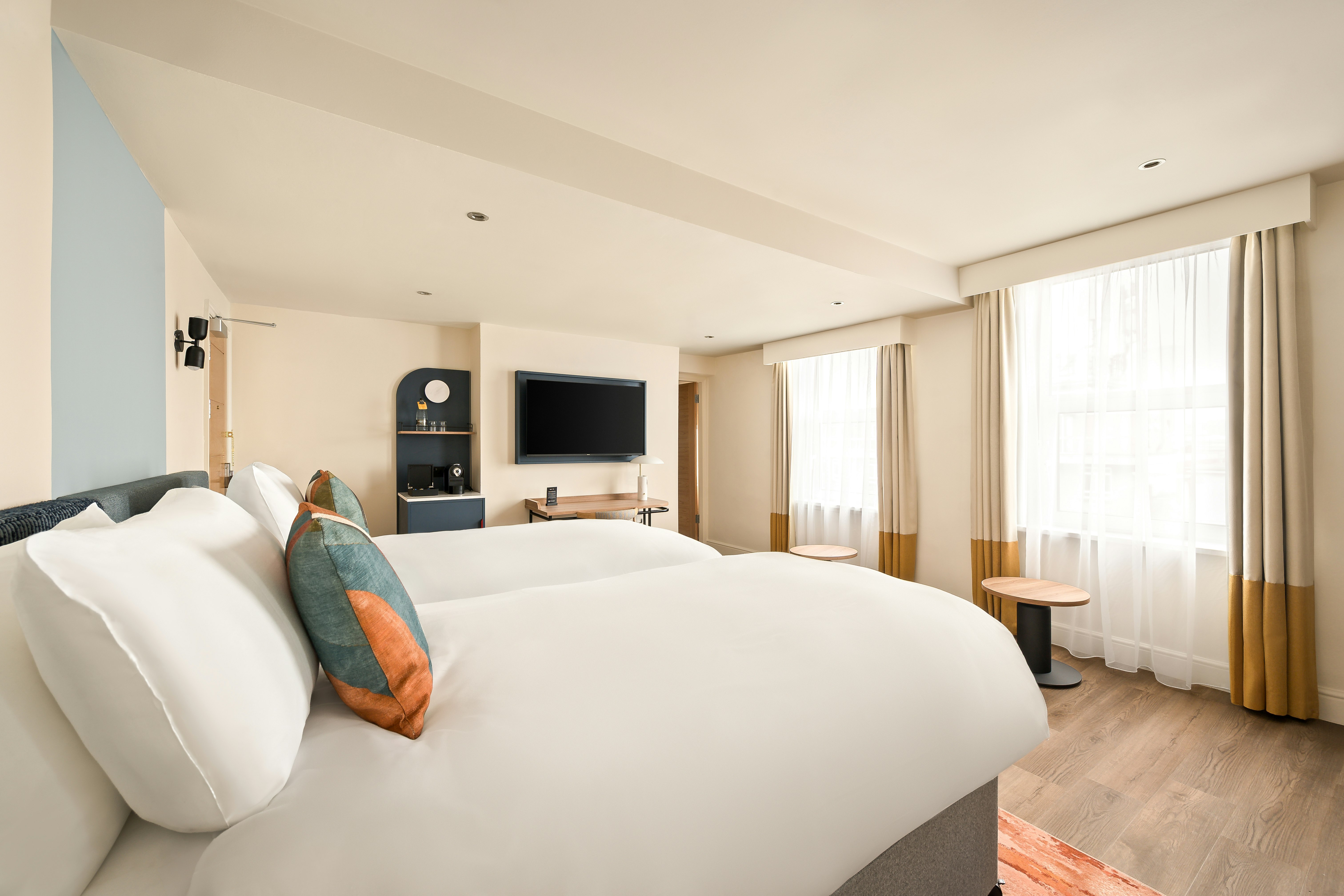 London Bloomsbury Square Hotel 23/71