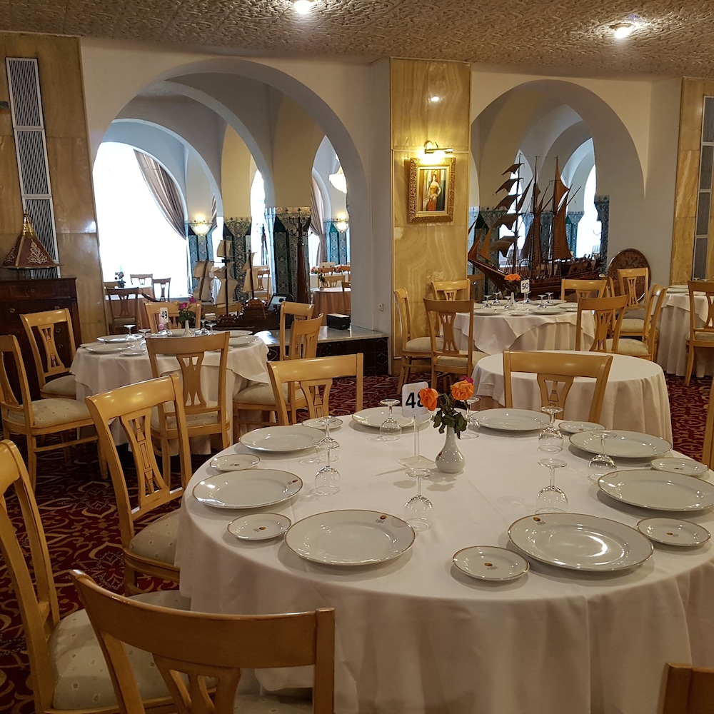 Hotel el Djazair 65/68
