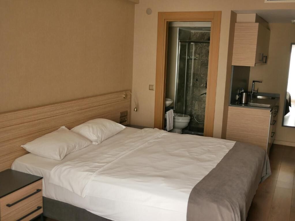غرفة اقتصادية ثلاثية بسرير كوين، Endless Comfort Hotel Taksim 2/7
