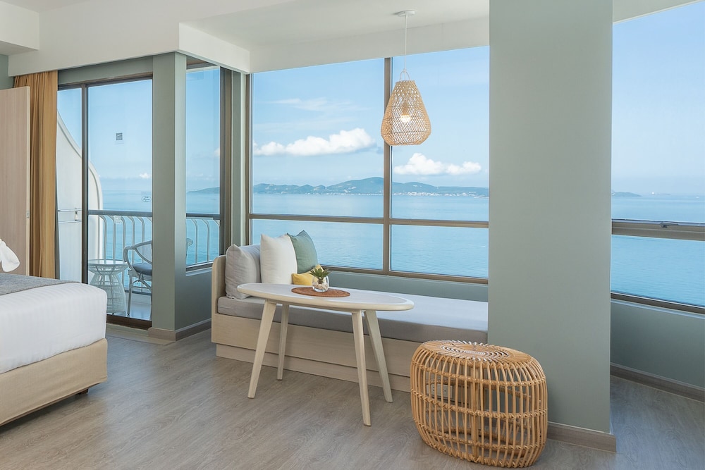 COSY BEACH HOTEL 26/50