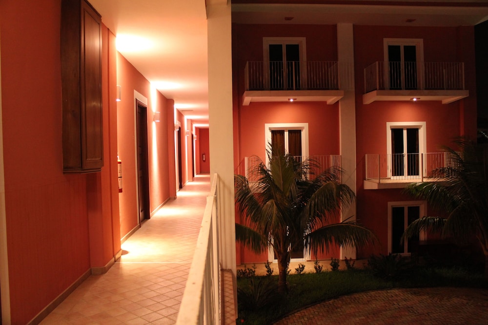 RDG Hotel 59/60