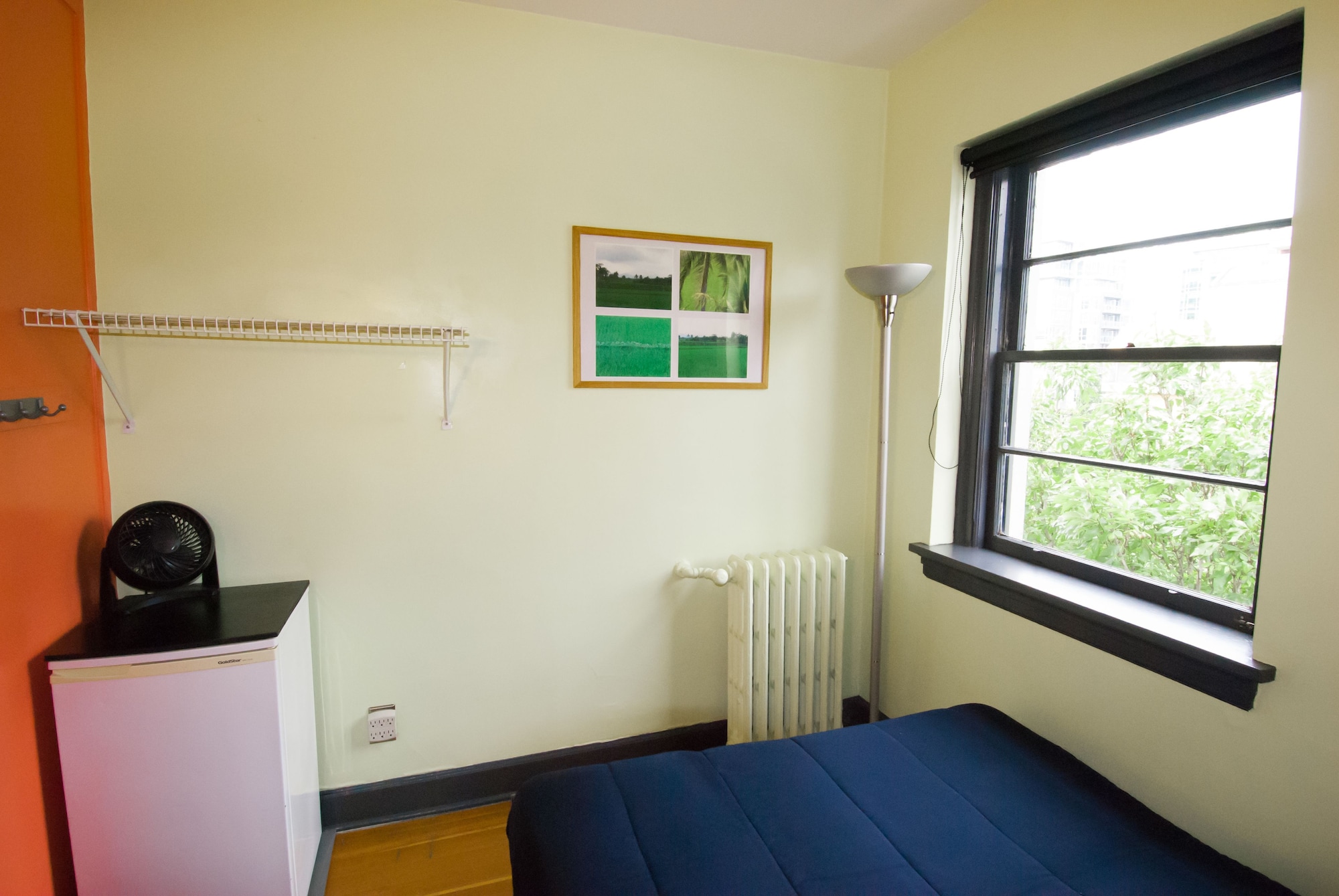 غرفة صغيرة بسرير مزدوج بحمام مشترك، Ocean Island Inn Backpackers Suites Hostel 10/10