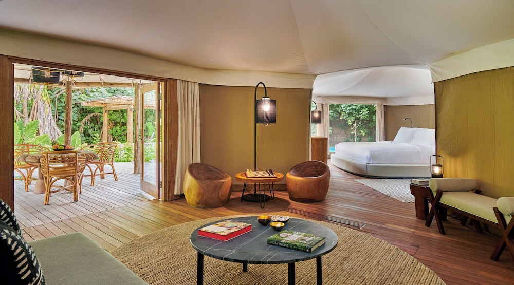 Sirru Fen Fushi Private Lagoon Resort 34/68