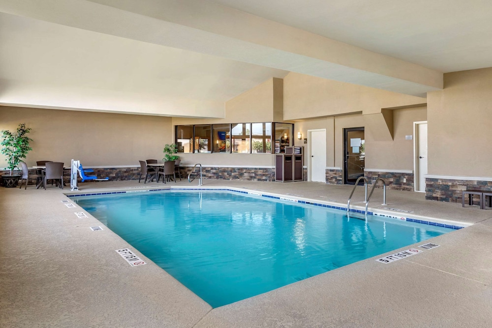 Comfort Suites Warner Robins 5/56