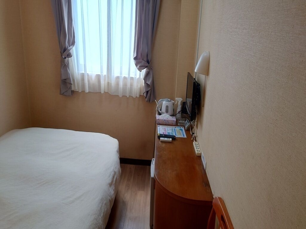 Basic, Double Bed, Smoking