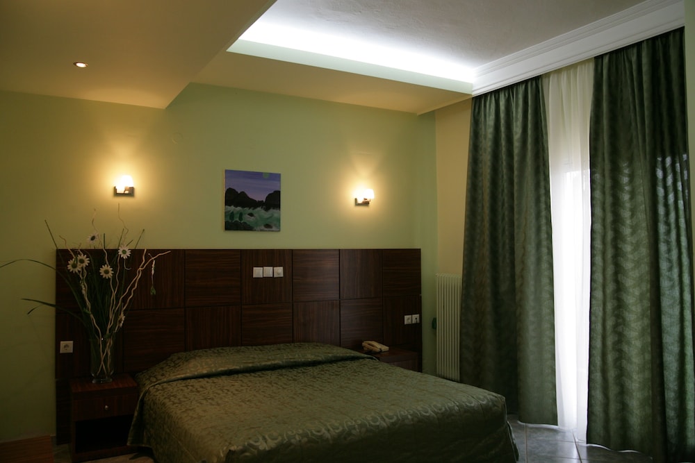 Four Seasons Skg Thessaloniki 31/80