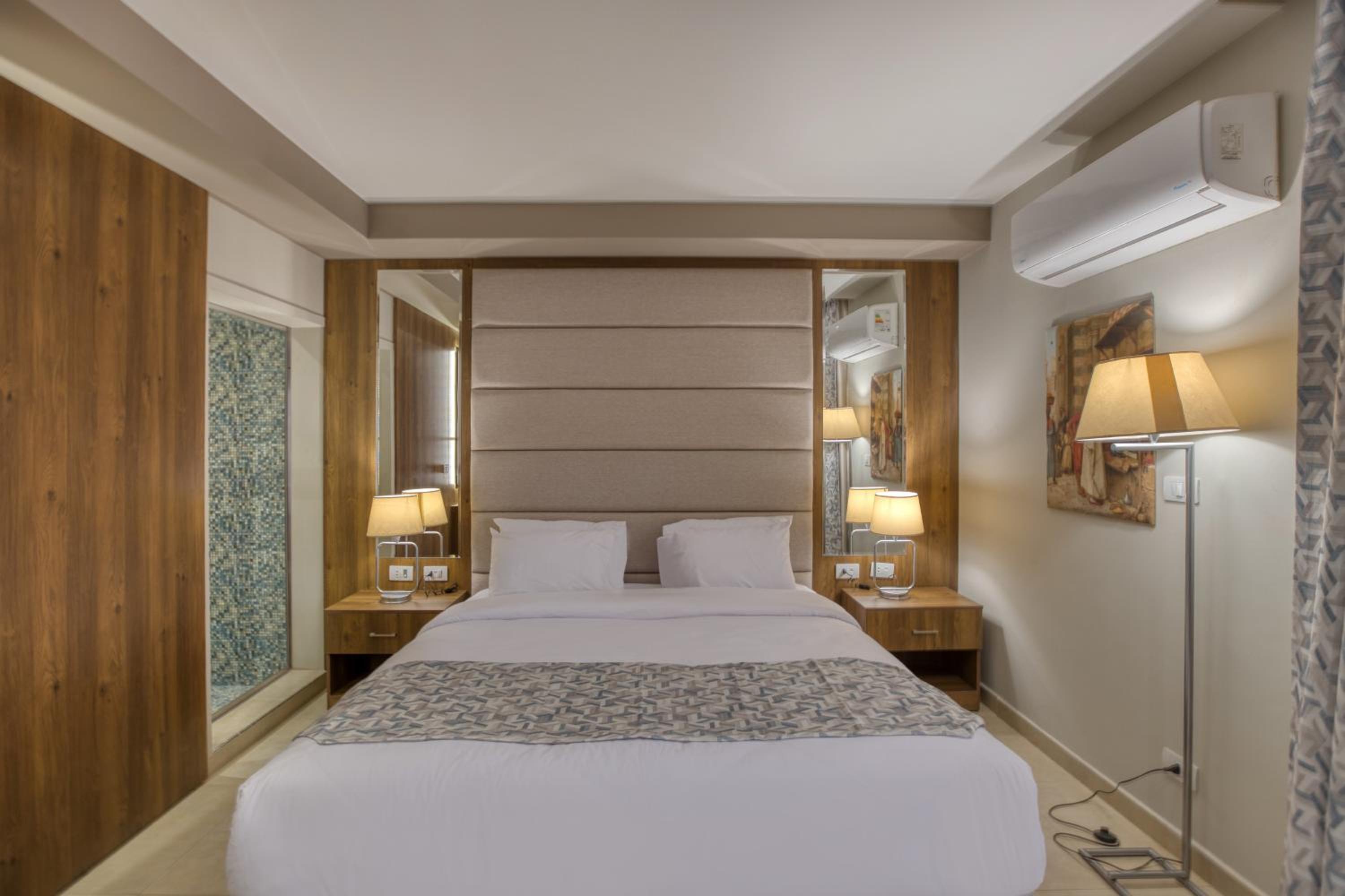 Junior Suite, Pyramids View, Balcony