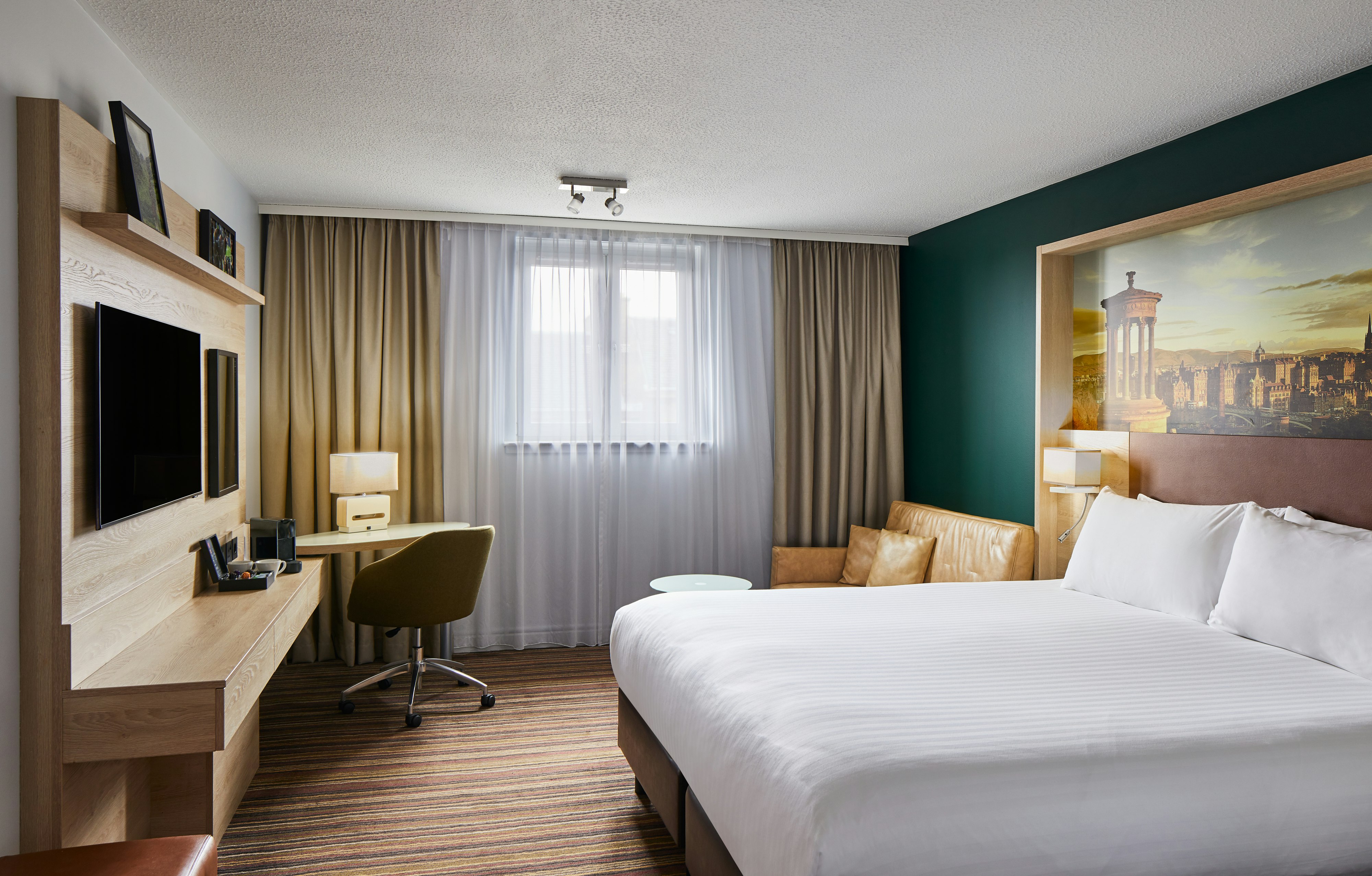 Leonardo Royal Hotel Edinburgh Haymarket 13/45