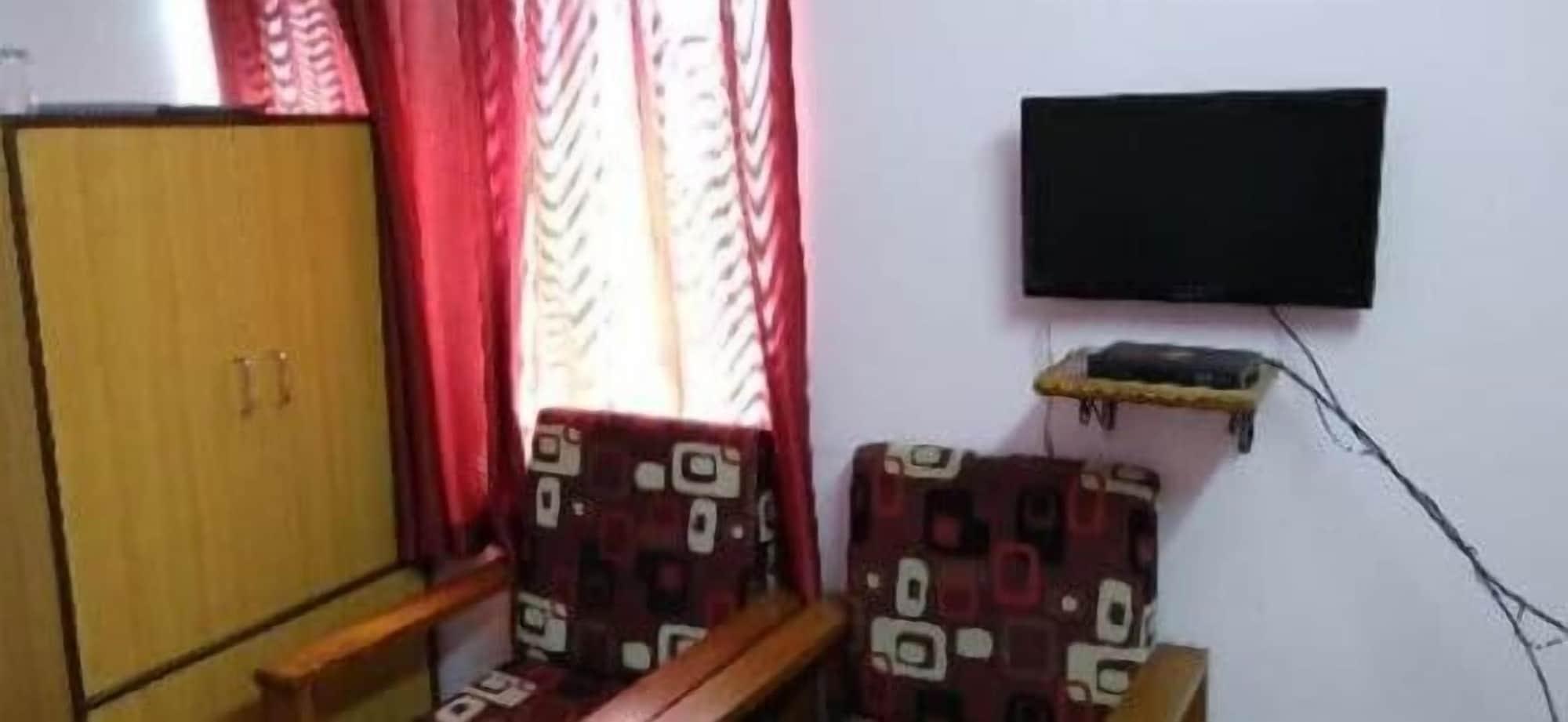 HOTEL SAMBIT ROYALE 20/21