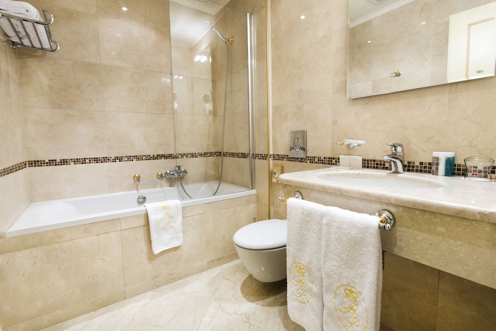 Luxury Family Hotel Royal Palace 57/58