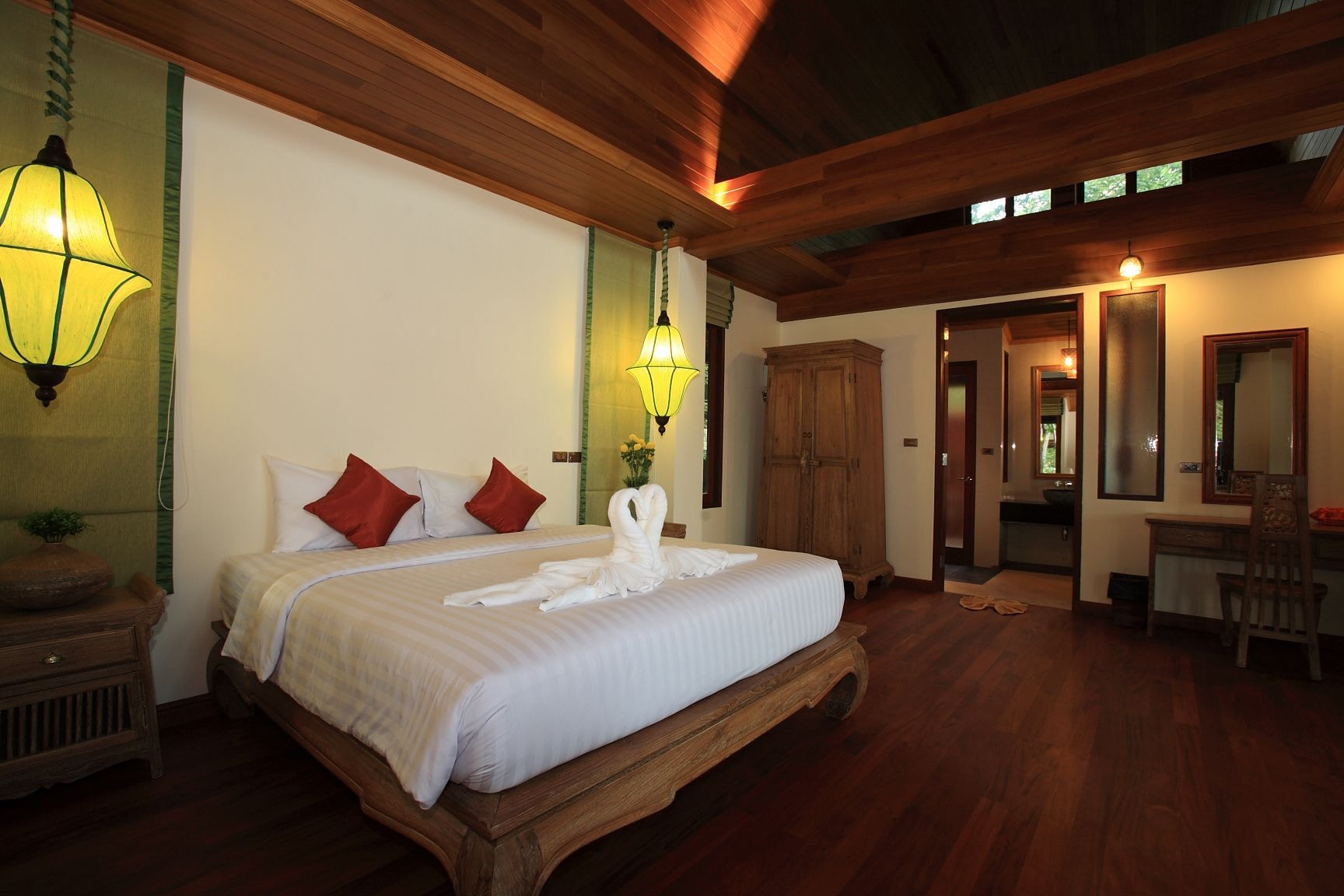 Garden, Deluxe, King Bed