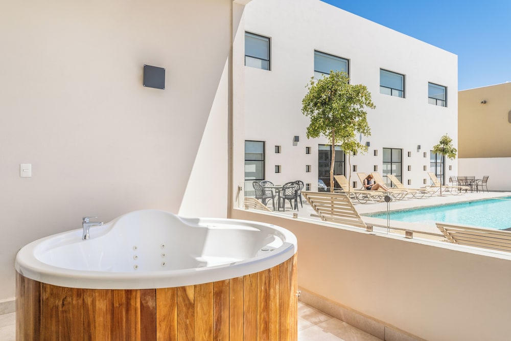 Laguna Shores Resort 20/49