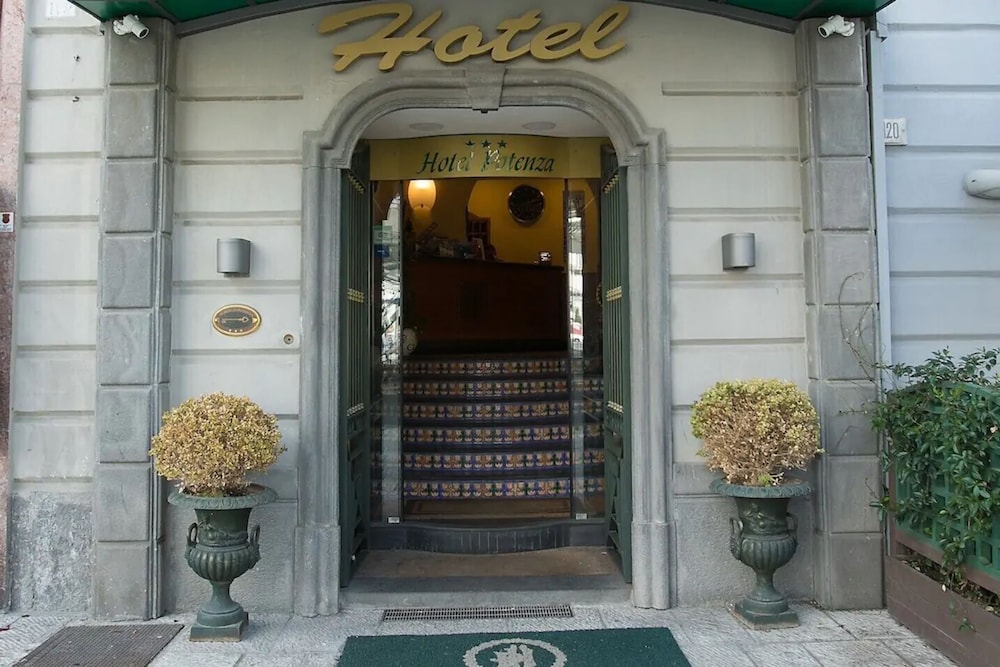 Hotel Potenza 2/29