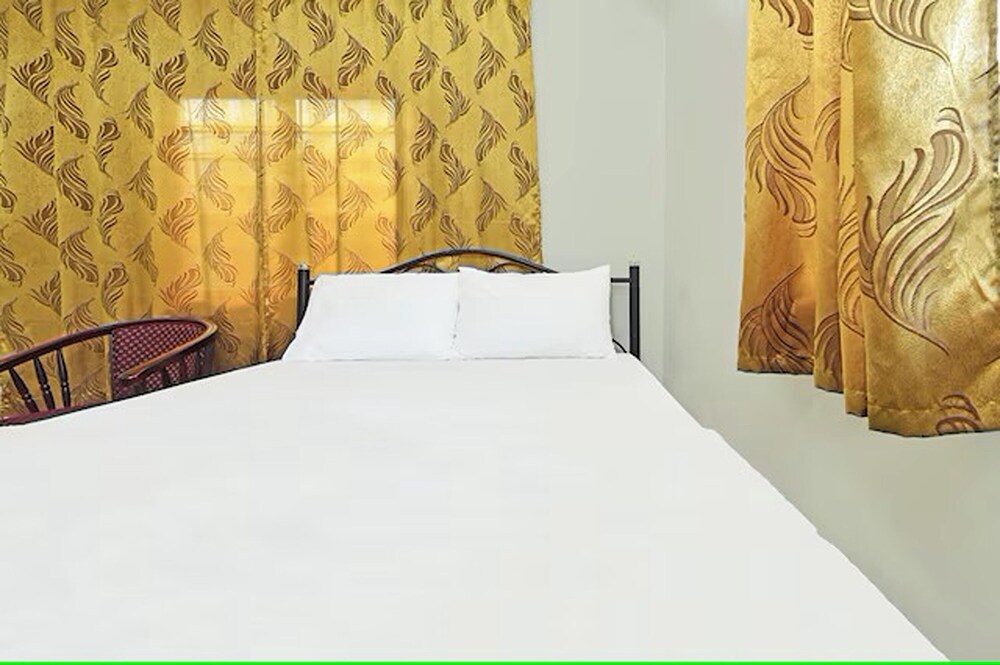 OYO Home 90388 Homestay Masha 16/26