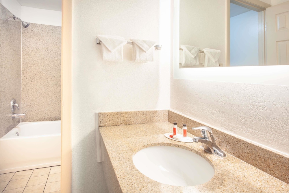 Americas Best Value Inn Orlando 91/93