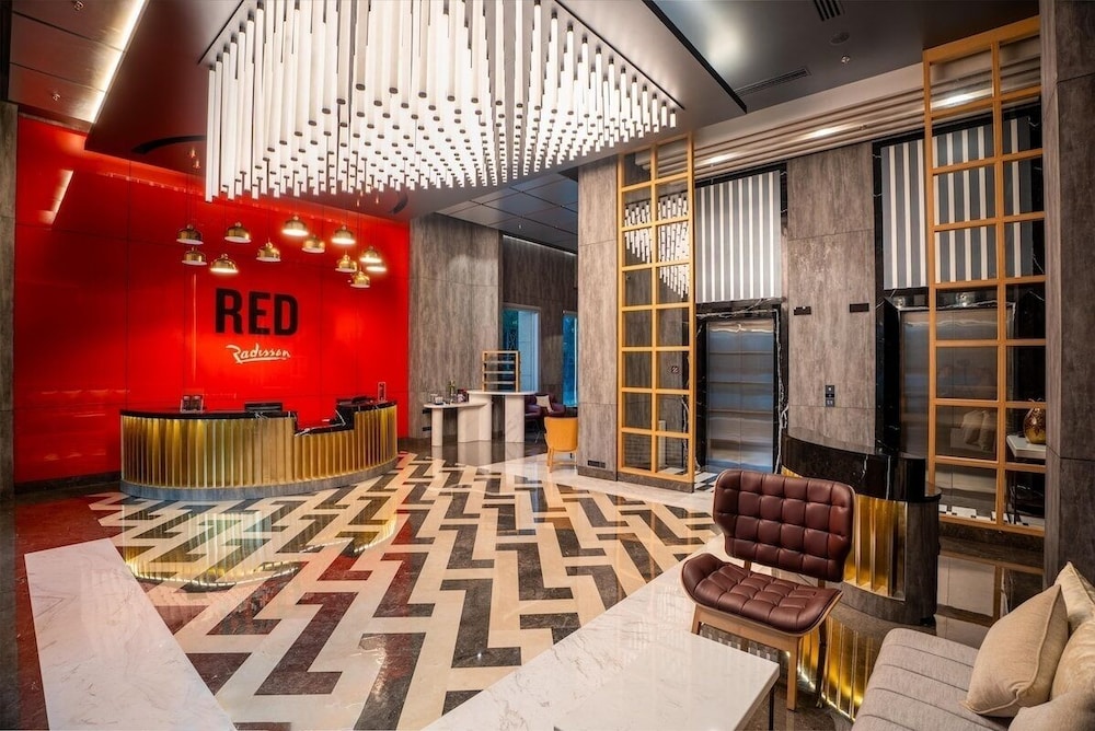 Radisson RED Indore 12/22