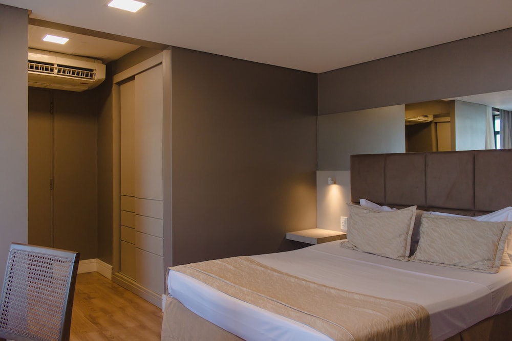 Suite, Sea View