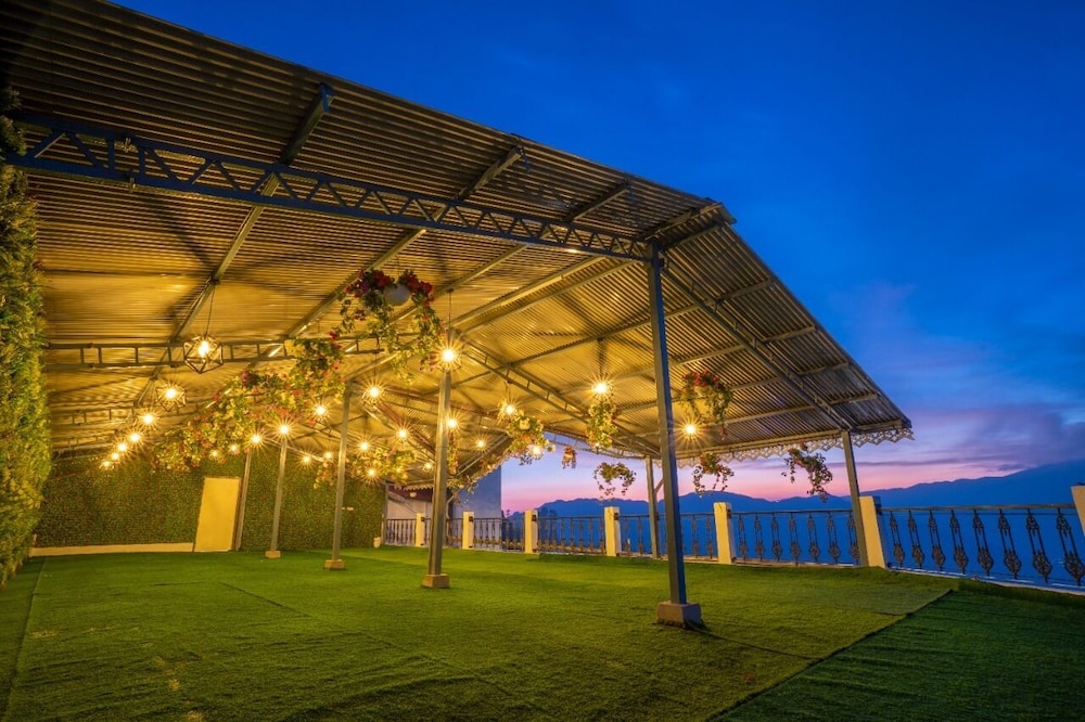 Istana Resort and Spa 31/50