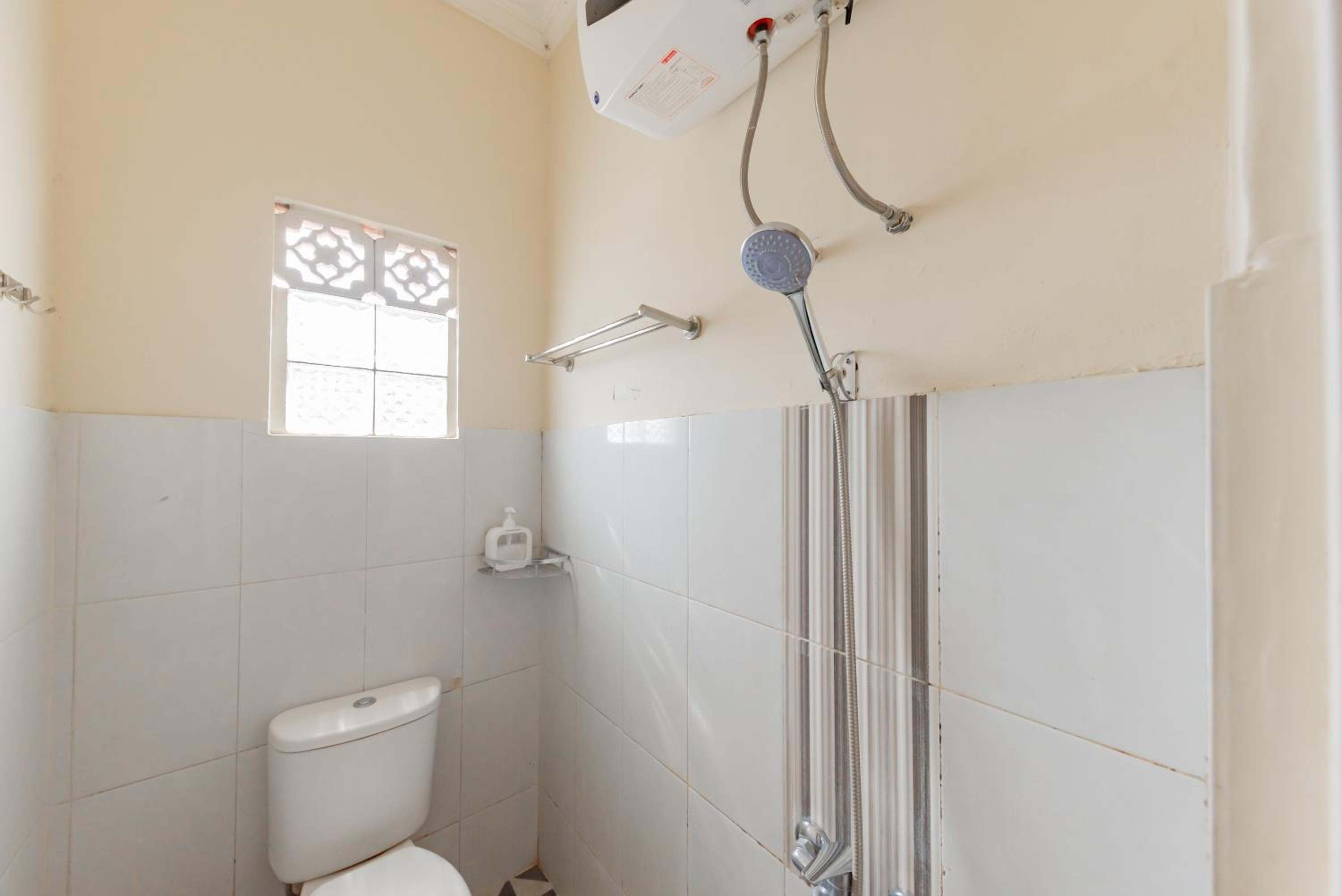 OYO 1370 Sudirman Guesthouse Syariah 55/56