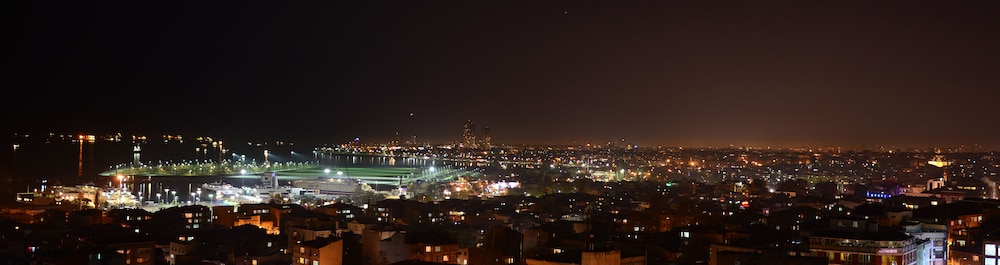 Grand Bazaar Hotel 37/39