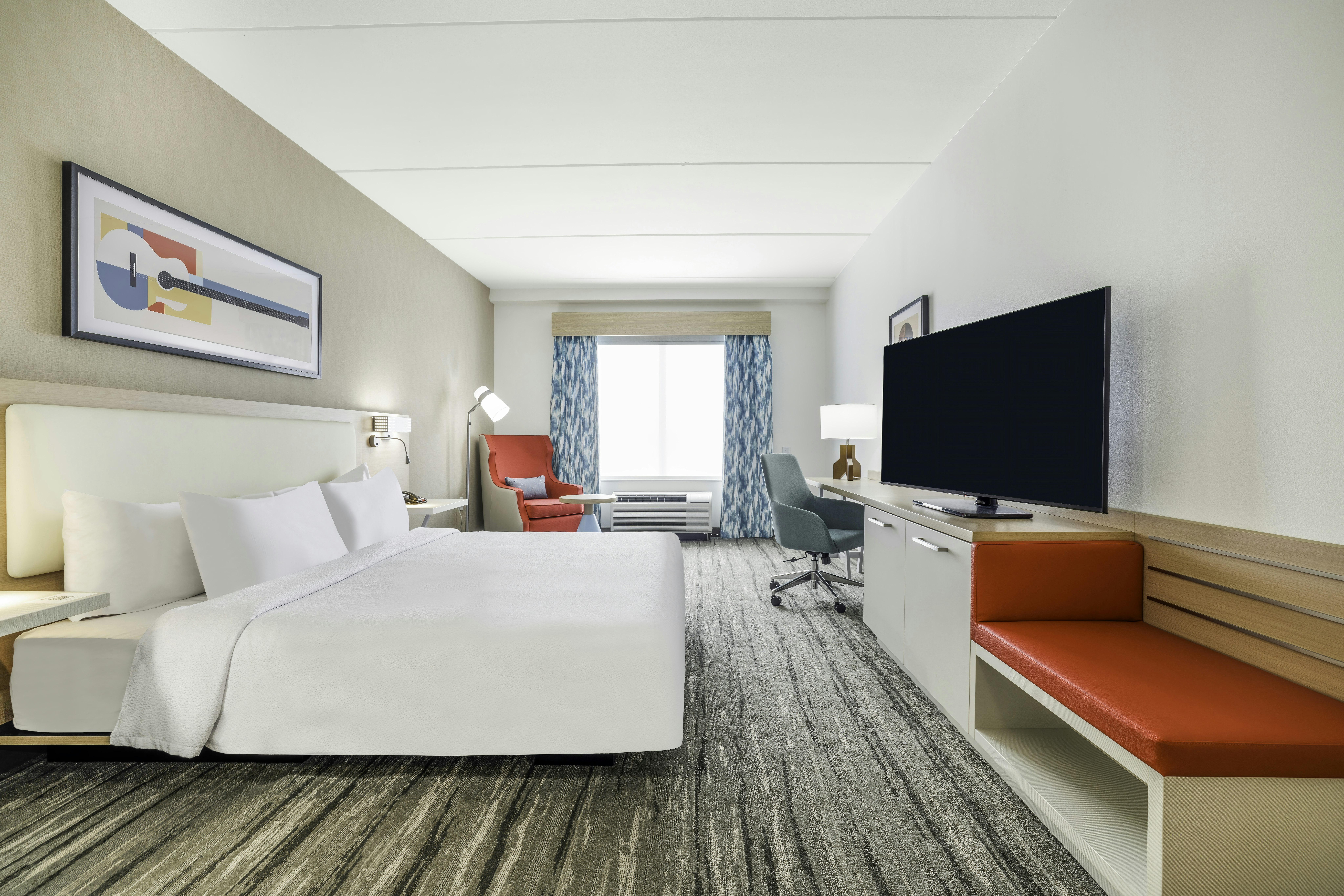 ROOM, KING BED, ACCESSIBLE